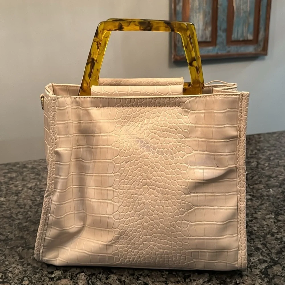 Urban originals iconic love bag - Picture 5 of 12